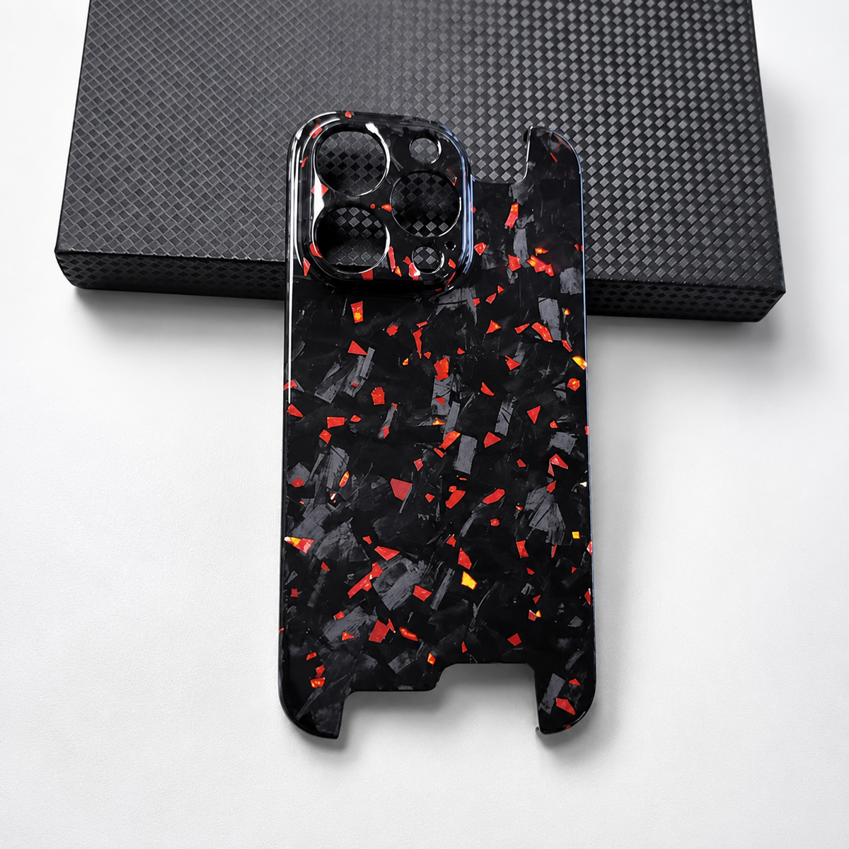 Premium iPhone Case Aramid Carbon Fiber MagSafe Compatible Ultra Thin Glossy Forged Cover Shockproof Lightweight Half Wrapped Slim Design